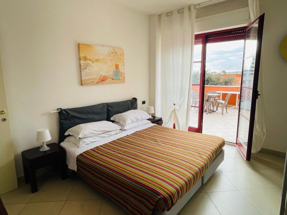 Regina Del Mare Holiday Apartments Tirrenia Exteriör bild